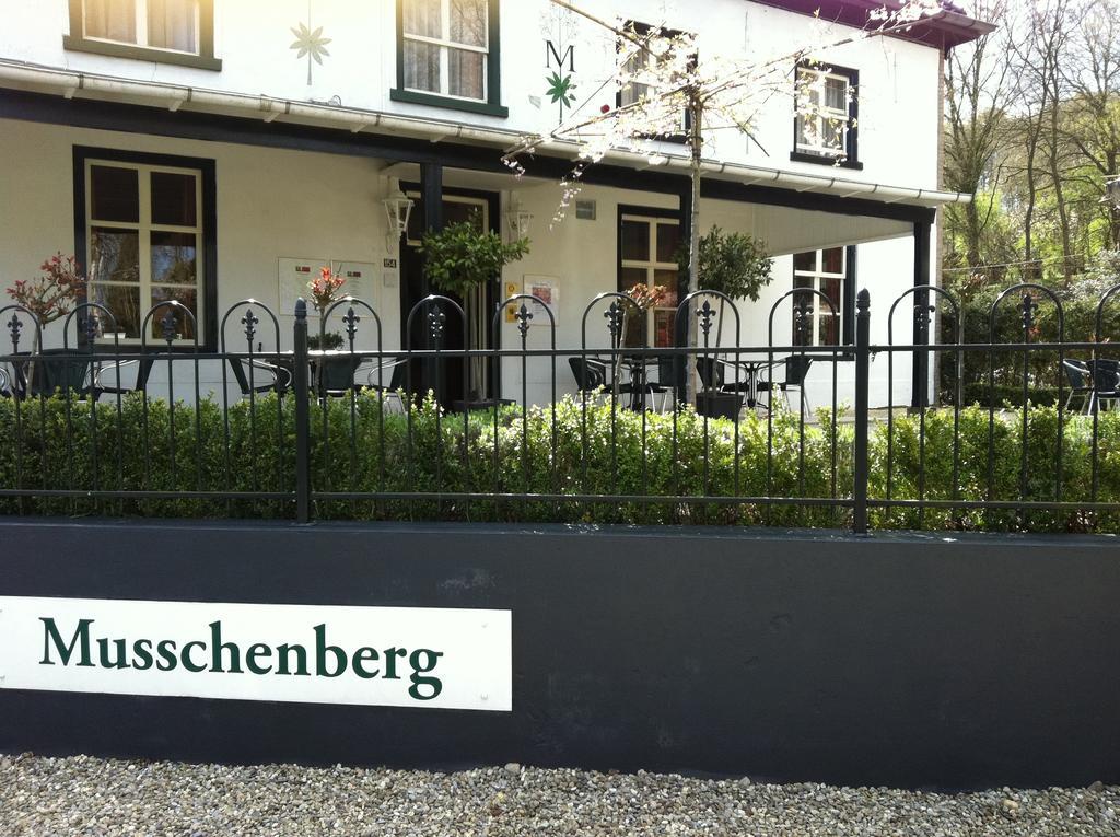 Hotel Musschenberg Beek-Ubbergen ภายนอก รูปภาพ